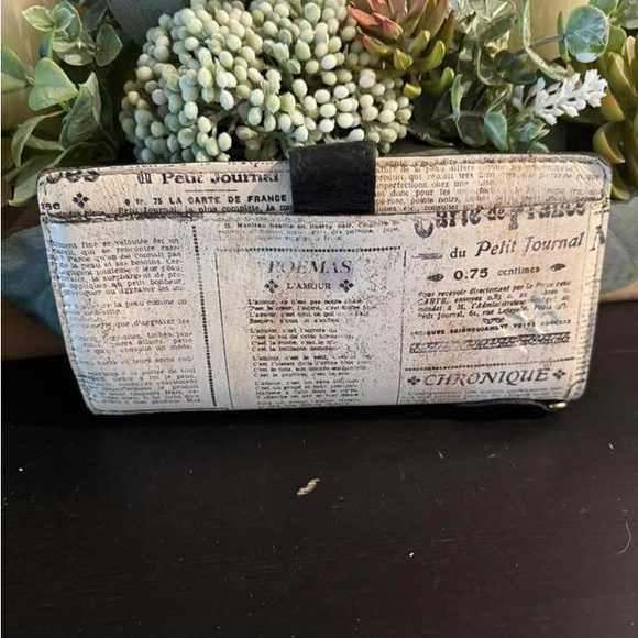 Patricia Nash Black and Cream Newspaper Print Wallet - Picture 2 of 4